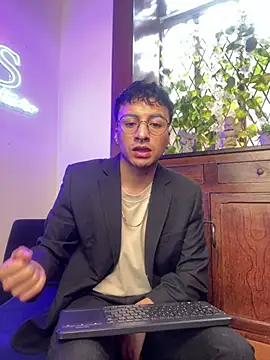 Dereck Klain online show from May 30, 7:55 pm