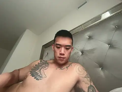 dlasian1998 online show from June 15, 6:32 pm