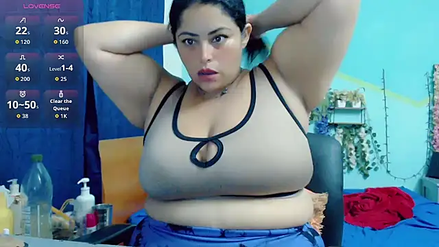 Snapshot of JessicaaVega chatting on July 10, 2:49 am JessicaaVega online show from July 10, 2:49 am