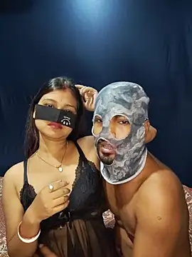 Quotefungirl online show from July 18, 7:17 pm