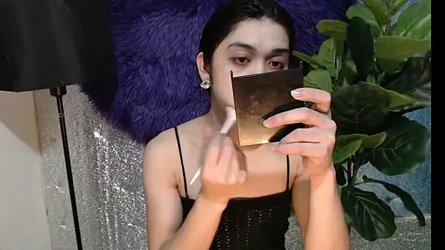 RoseAmarie online show from May 30, 8:44 am