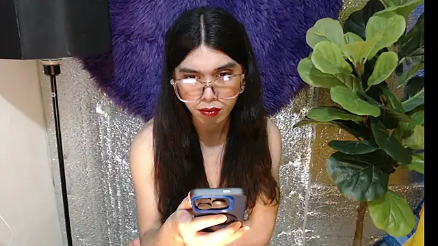 RoseAmarie online show from May 30, 8:50 pm