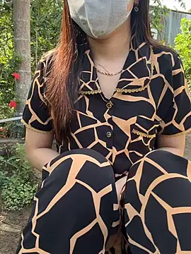 Snapshot of Emilysexy_cut chatting on June 5, 2:18 am Emilysexy cut online show from June 5, 2:18 am