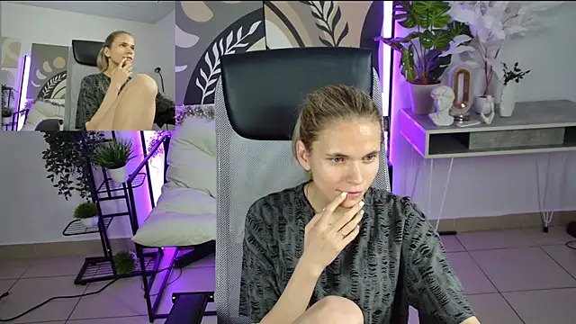 effyfetcher online show from July 28, 3:21 pm