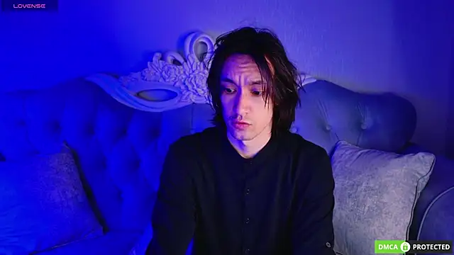 CalvinChapman online show from June 13, 6:17 pm