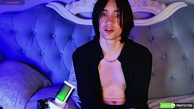 CalvinChapman online show from June 14, 2:24 am