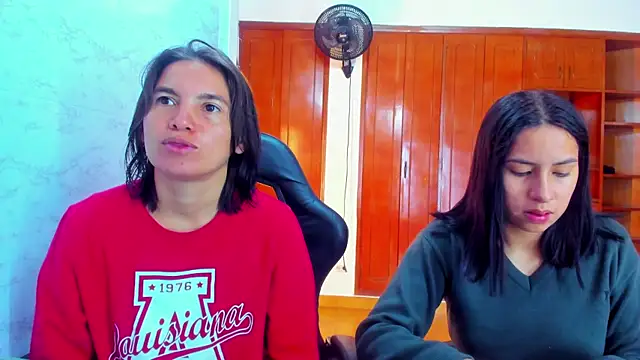 Soffy and Emily online show from May 26, 12:45 pm