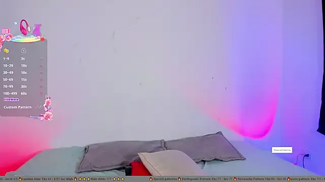 Snapshot of moon_sofi chatting on June 12, 9:25 pm moon sofi online show from June 12, 9:25 pm