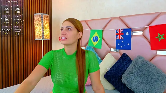 Juliia cruz  online show from June 22, 11:18 am