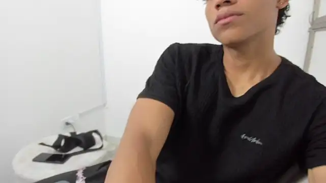 Snapshot of michael_cum23 chatting on June 2, 7:49 pm michael cum23 online show from June 2, 7:49 pm