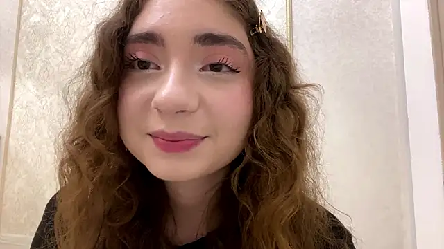 Snapshot of Rosie_Sweety chatting on May 15, 6:59 pm Rosie Sweety online show from May 15, 6:59 pm