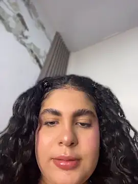 Snapshot of Yassy_11 chatting on June 4, 6:36 pm Yassy 11 online show from June 4, 6:36 pm