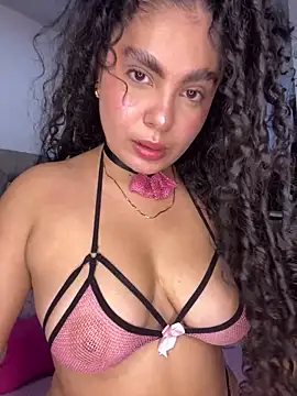 Yassy 11 online show from June 19, 7:17 pm