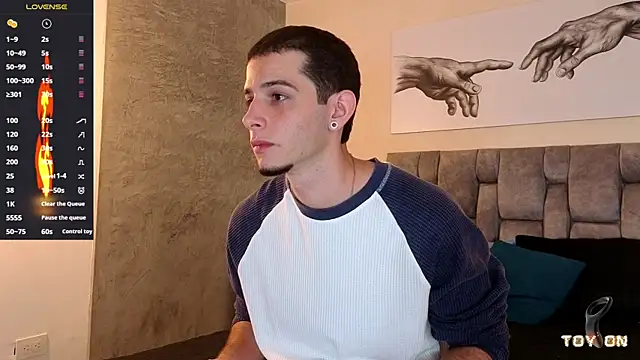 isaacblaze  online show from June 21, 3:09 am