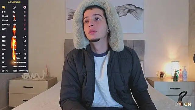 isaacblaze  online show from July 1, 3:41 am