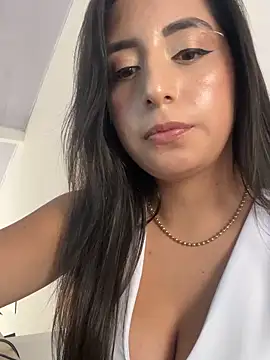 Snapshot of Tabatha_11 chatting on June 3, 2:33 pm Tabatha 11 online show from June 3, 2:33 pm