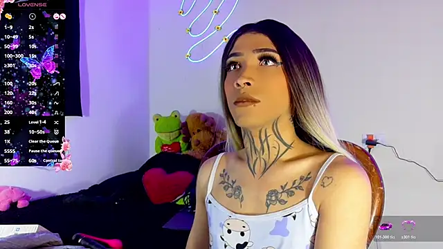 Snapshot of antonella_rangel chatting on May 14, 4:52 am antonella rangel online show from May 14, 4:52 am