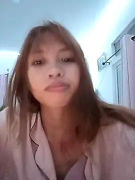 Snapshot of sweetpinayxxx chatting on June 2, 1:02 pm sweetpinayxxx online show from June 2, 1:02 pm