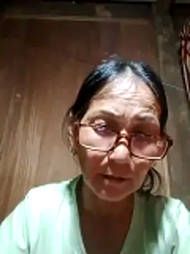 Snapshot of Magy-006 chatting on May 31, 8:21 am Magy-006 online show from May 31, 8:21 am