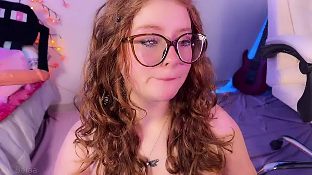 Snapshot of Lil_Belaa chatting on July 25, 12:36 pm Lil Belaa online show from July 25, 12:36 pm