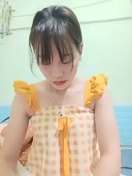 Snapshot of Logii_x chatting on June 5, 7:36 am Logii x online show from June 5, 7:36 am