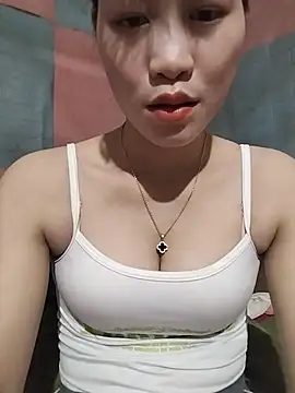 Logii x online show from July 26, 3:41 pm