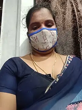 Snapshot of Tamil-shivani95 chatting on June 15, 7:54 am Tamil-shivani95 online show from June 15, 7:54 am