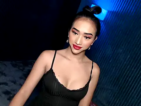 kylie marie online show from June 10, 11:24 pm