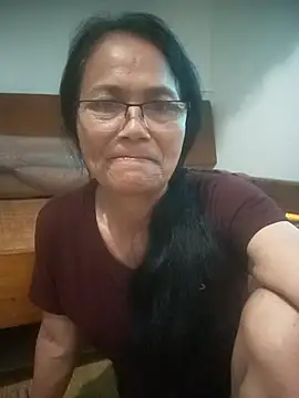 Snapshot of Vieekee chatting on May 25, 10:49 pm Vieekee online show from May 25, 10:49 pm