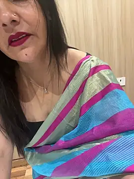 simmy14321 online show from July 23, 1:42 pm