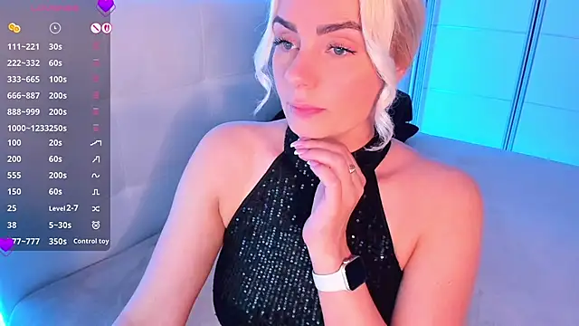 Snapshot of __Dasha__ chatting on June 6, 8:02 pm Dasha online show from June 6, 8:02 pm