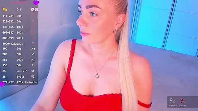 Snapshot of __Dasha__ chatting on June 14, 7:05 pm Dasha online show from June 14, 7:05 pm