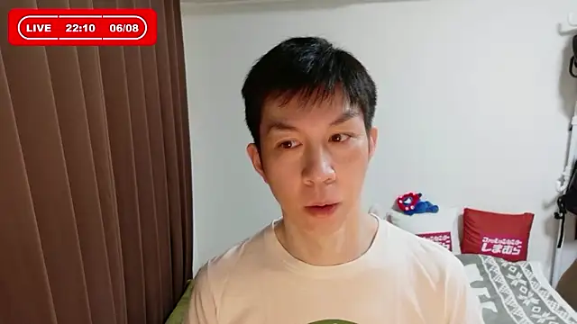 Snapshot of kazukota20 chatting on June 8, 1:11 pm kazukota20 online show from June 8, 1:11 pm