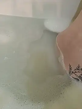 Lovesex329 online show from July 19, 9:29 pm