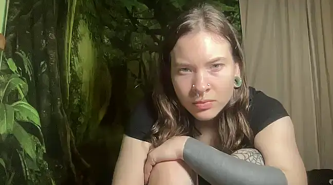 Snapshot of mo0ngoddess chatting on January 11, 11:34 am mo0ngoddess online show from January 11, 11:34 am