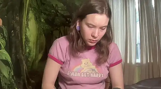 Snapshot of mo0ngoddess chatting on February 26, 12:38 am mo0ngoddess online show from February 26, 12:38 am