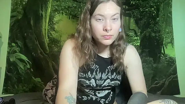 mo0ngoddess online show from May 20, 2:51 am