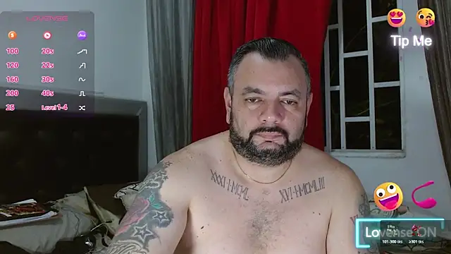 Snapshot of perverseveteranmanxxx chatting on April 29, 3:10 am perverseveteranmanxxx online show from April 29, 3:10 am