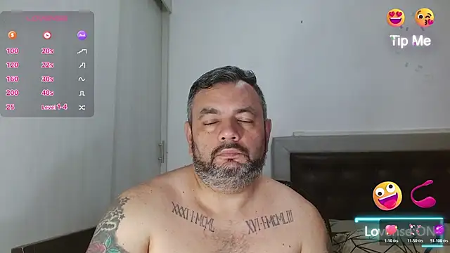 Snapshot of perverseveteranmanxxx chatting on May 6, 3:24 am perverseveteranmanxxx online show from May 6, 3:24 am