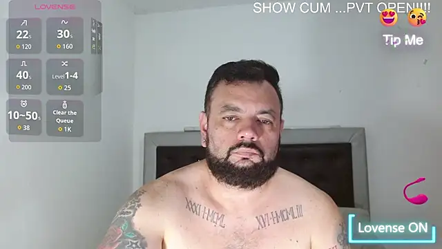Snapshot of perverseveteranmanxxx chatting on July 12, 6:21 pm perverseveteranmanxxx online show from July 12, 6:21 pm
