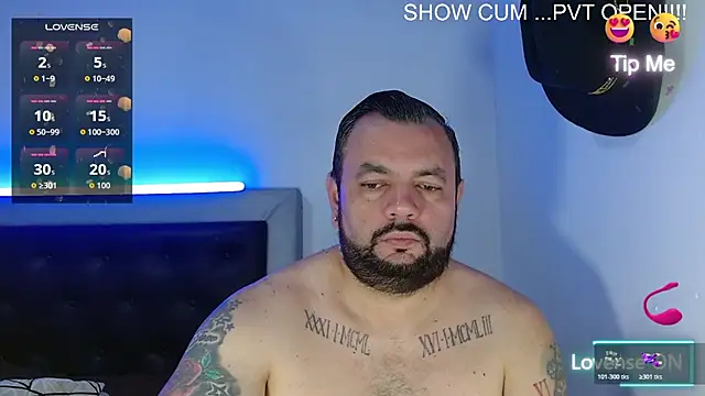 Snapshot of perverseveteranmanxxx chatting on July 26, 6:26 pm perverseveteranmanxxx online show from July 26, 6:26 pm