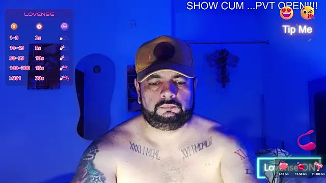 Snapshot of perverseveteranmanxxx chatting on August 1, 2:33 am perverseveteranmanxxx online show from August 1, 2:33 am