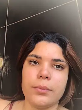 Snapshot of Cliaclara chatting on June 8, 8:42 pm Cliaclara online show from June 8, 8:42 pm
