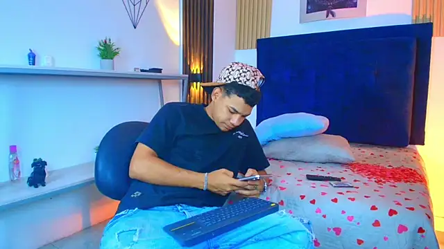 bick jhonn online show from June 30, 7:37 pm
