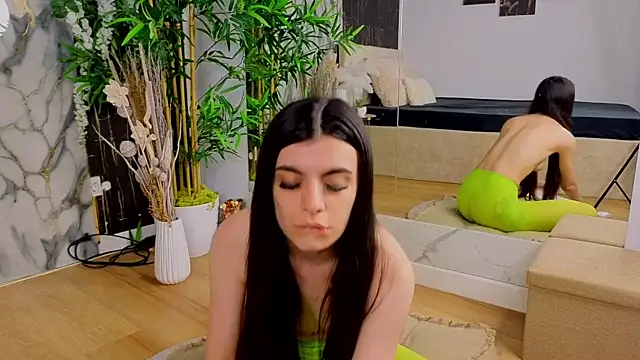 AshleyKartter online show from June 19, 6:23 pm