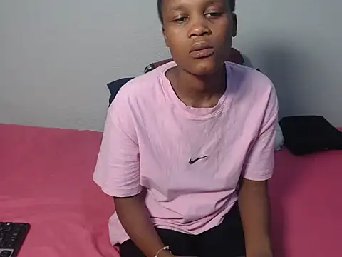 Snapshot of CandieCrushZA chatting on June 4, 7:53 pm CandieCrushZA online show from June 4, 7:53 pm