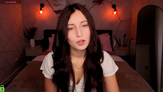 Tracey Gill online show from August 1, 1:16 am