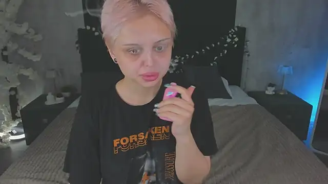Emmy-Brooks online show from July 25, 1:58 am