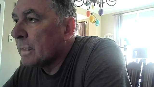 Snapshot of edje59a chatting on March 24, 8:41 am edje59a online show from March 24, 8:41 am