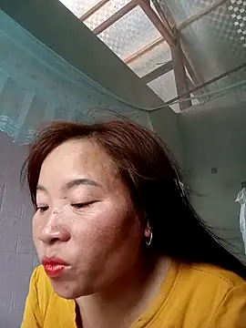 Cumhots111 online show from June 10, 4:23 am